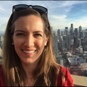 Meet your Posher, Caitlin